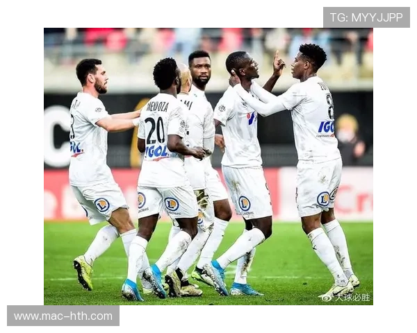 马赛主场灯光系统升级,提升转播效果 马赛主场灯光系统升级,提升转播效果